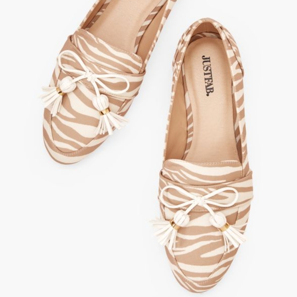 🖤NEW JustFab Penelope Tassel Loafer 8.5